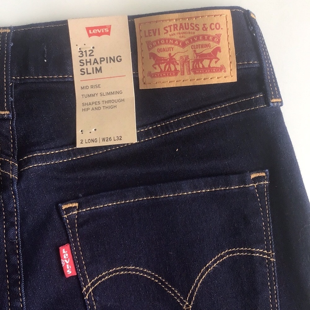 Levi’s 312 shaping slim dark blue jeans 26 x 32 Long - Picture 11 of 16